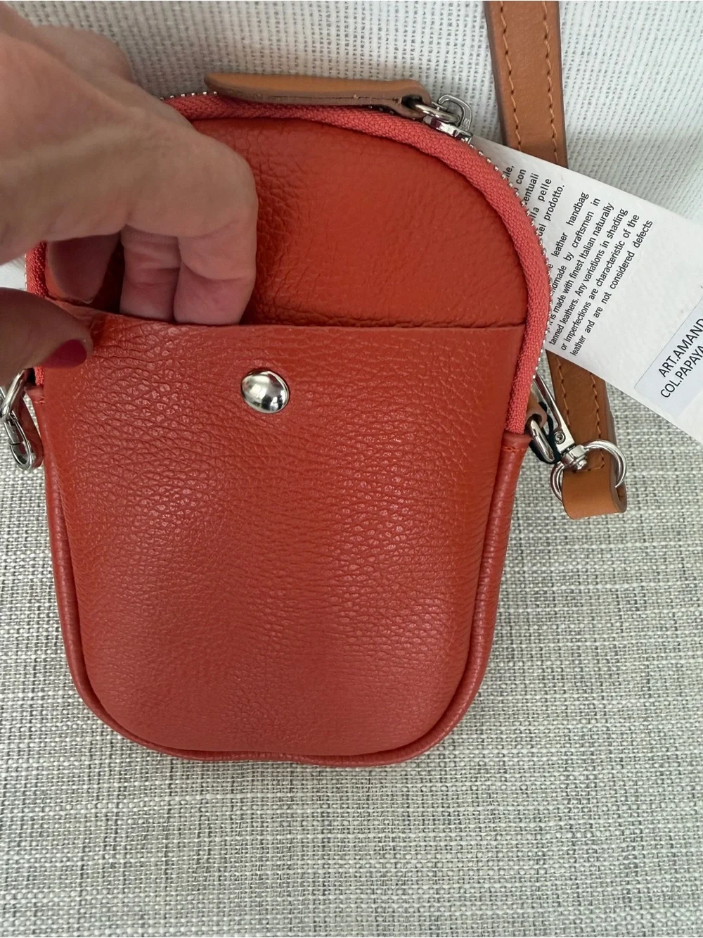 NWT Very Popular very high Quality Davina Firenze bag!  Leather Crossbody Super!